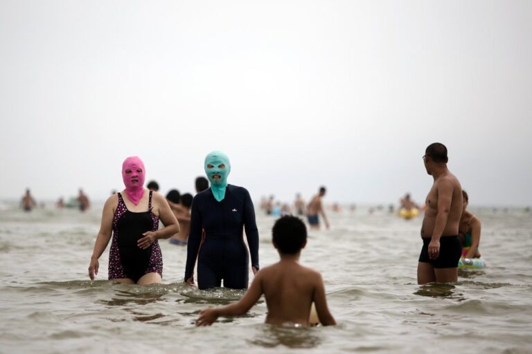 Moda y Sociedad: Antes de que los burkinis ocuparan los encabezados, ya existía el ‘carakini’ en China