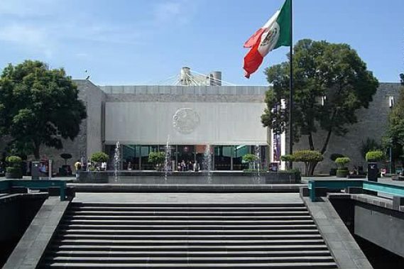 Por el bosque de Chapultepec , una aventura a la historia en el MUSEO NACIONAL DE ANTROPOLOGIA DE MEXICO D.F,