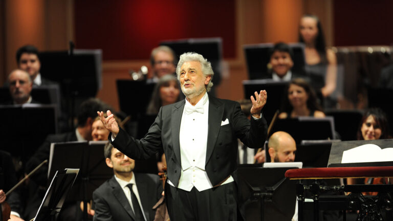 Plácido Domingo en el Teatro Colón, el regreso del mito…