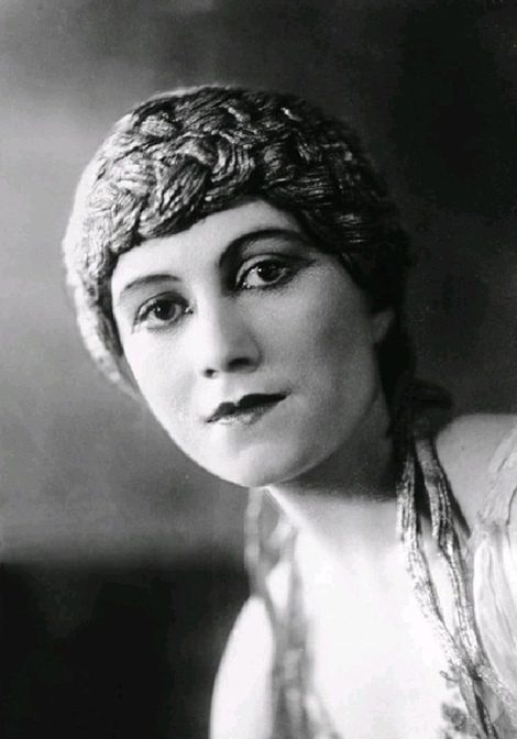 Olga Stepanovna Khokhlova: bailarina y primera esposa de Pablo Picasso