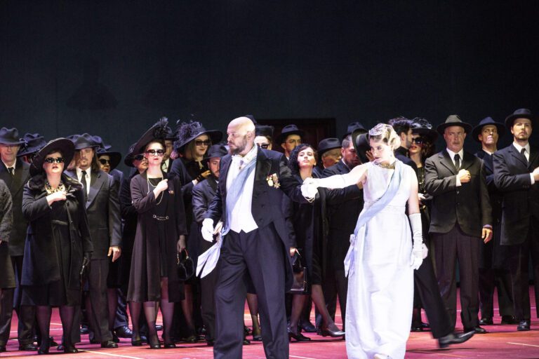 Macbeth en el Festival de Salzburgo 2023 : Un Horror Gótico con Interpretaciones Musicales Impactantes