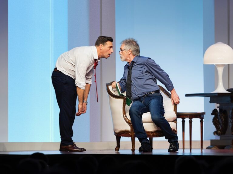 Mi querido presidente: Solá y De La Cruz, más grandes que la obra misma