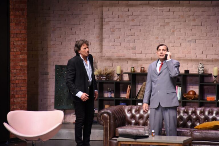 La Cena de los Tontos: humor, talento y complicidad