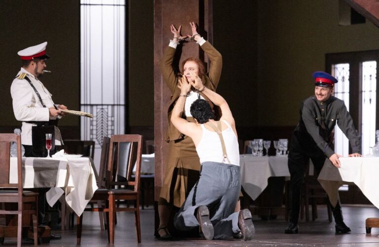 Lady Macbeth of Mtsensk, Shostakovich: