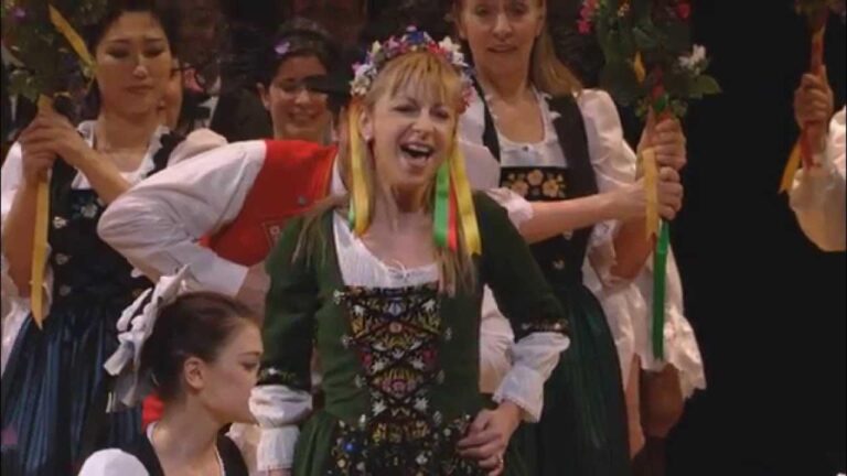 La Sonnambula, Bellini: Dessay, Florez – MET