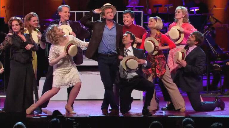 Company, Sondeheim (musical) Filarmonica de New York, Lupone, Harris… (sub. español)