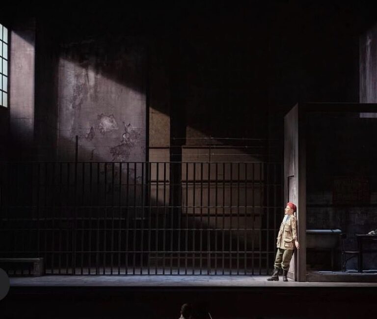 Fidelio, regresó al Teatro Solís con una mirada latinoamericana