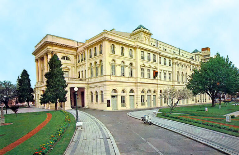 El secreto bajo el Teatro Argentino de La Plata